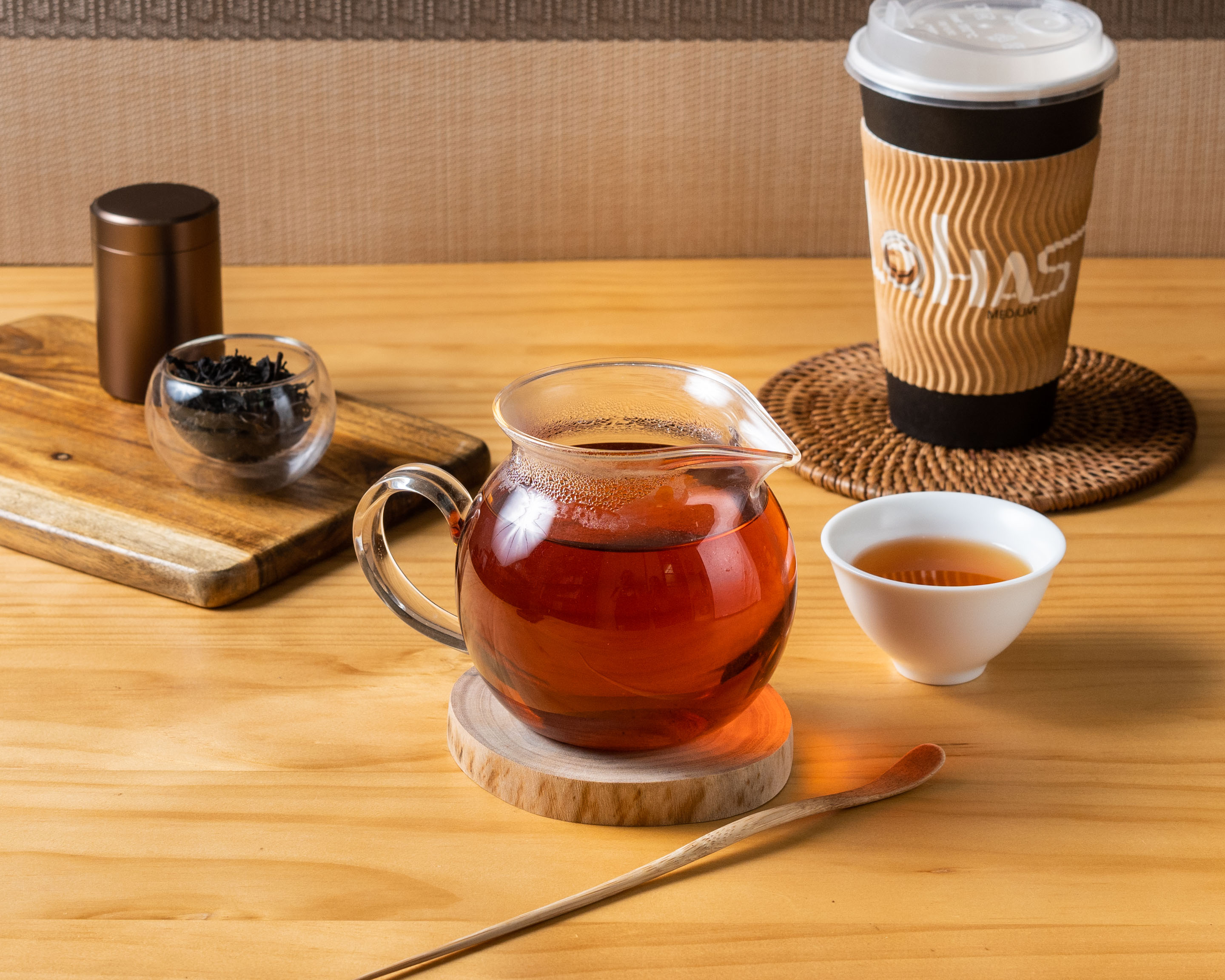 日月潭著唌紅玉紅茶